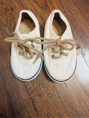 Janie and Jack Cream Canvas Kids Lace-Up Sneakers with Tan Laces